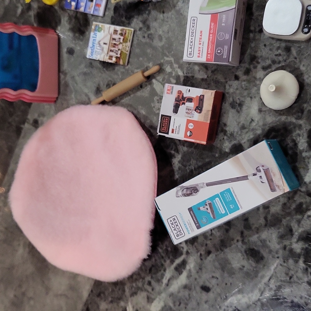 Zuru Mini Brands Home Set - Picture 2 of 6